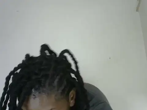 Snapshot of Pretty-emmie chatting on 28, 2, 2025 Pretty-emmie online show from 28, 2, 2025