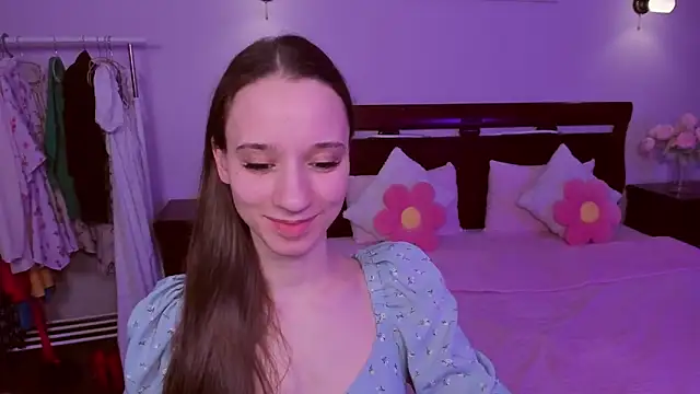 Snapshot of StaceySunny chatting on 11, 2, 2026 StaceySunny online show from 11, 2, 2026