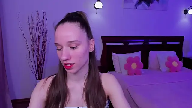 StaceySunny online show from 4, 3, 2026