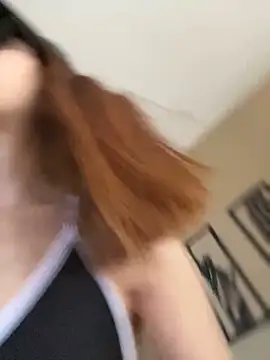 Valentcouple online show from 10, 1, 2025