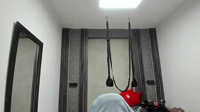 Snapshot of selene_red_ chatting on 7, 5, 2026 selene red online show from 7, 5, 2026