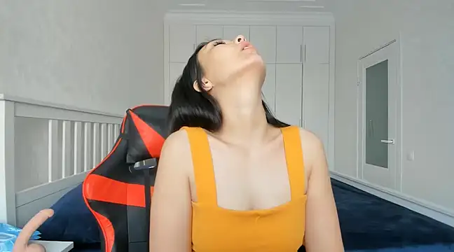 Snapshot of Missykitty01 chatting on 4, 3, 2025 Missykitty01 online show from 4, 3, 2025