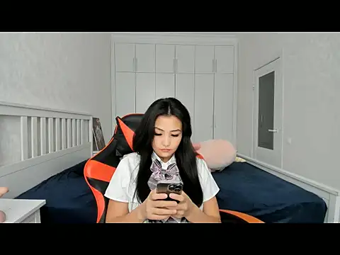 Snapshot of Missykitty01 chatting on 29, 9, 2025 Missykitty01 online show from 29, 9, 2025