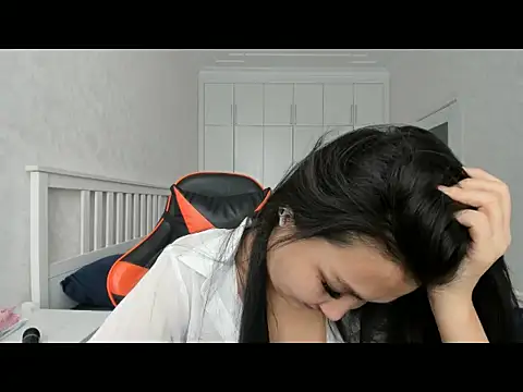 Snapshot of Missykitty01 chatting on 7, 11, 2025 Missykitty01 online show from 7, 11, 2025