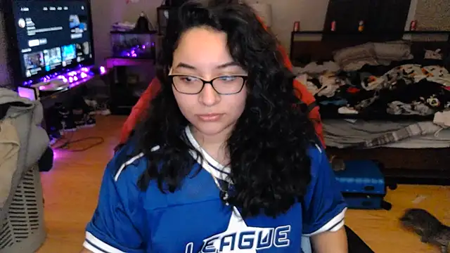 Elliewgfs online show from 22, 12, 2024