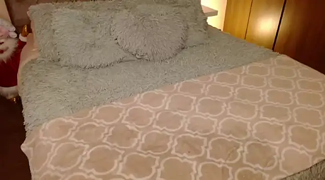Snapshot of Roussmariehenao chatting on 29, 12, 2024 Roussmariehenao online show from 29, 12, 2024