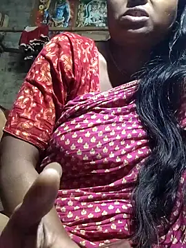 Snapshot of DARK_WINE_ chatting on 4, 3, 2025 DARK WINE online show from 4, 3, 2025