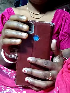 Snapshot of DARK_WINE_ chatting on 15, 12, 2025 DARK WINE online show from 15, 12, 2025