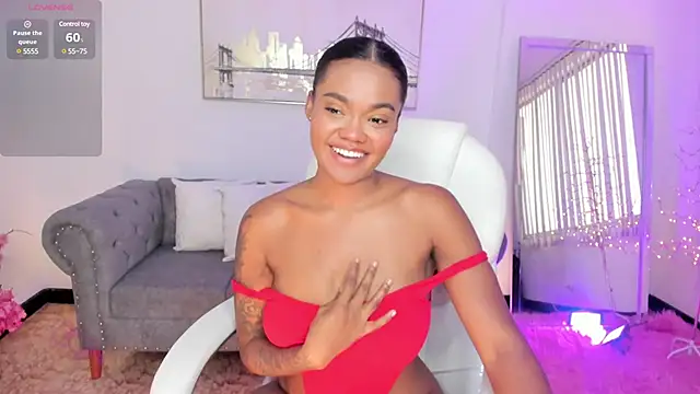 Snapshot of madisson_davon chatting on 14, 1, 2025 madisson davon online show from 14, 1, 2025