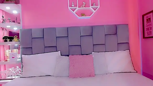 Snapshot of AlanaBekeer chatting on 22, 2, 2025 AlanaBekeer online show from 22, 2, 2025