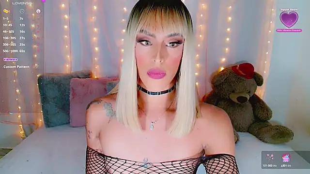 Snapshot of AlanaBekeer chatting on 19, 9, 2025 AlanaBekeer online show from 19, 9, 2025