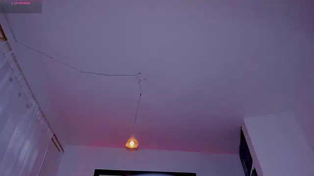 Snapshot of Scarlett_811 chatting on 20, 12, 2025 Scarlett 811 online show from 20, 12, 2025