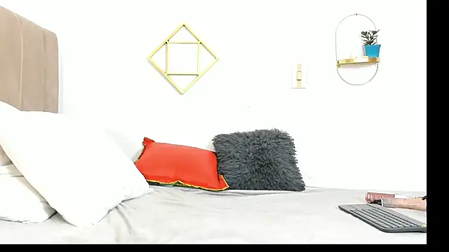 AnahiSmitth online show from 10, 1, 2025