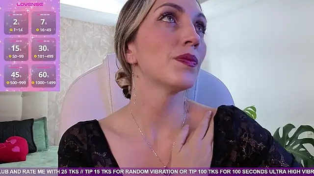 Snapshot of anny_sweet72 chatting on 29, 11, 2025 anny sweet72 online show from 29, 11, 2025