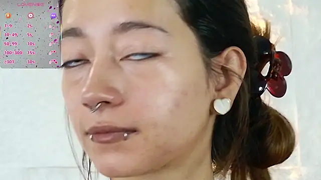 zorravioletta1 online show from 4, 11, 2025