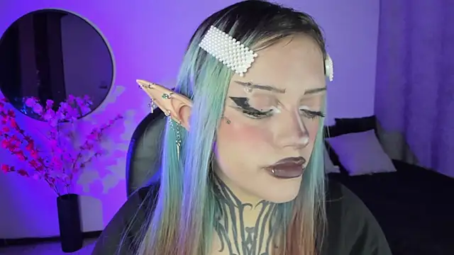 Snapshot of LilithMadness chatting on 30, 9, 2025 LilithMadness online show from 30, 9, 2025