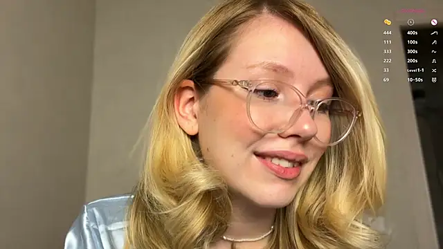 HoneyAudrey online show from 27, 1, 2025