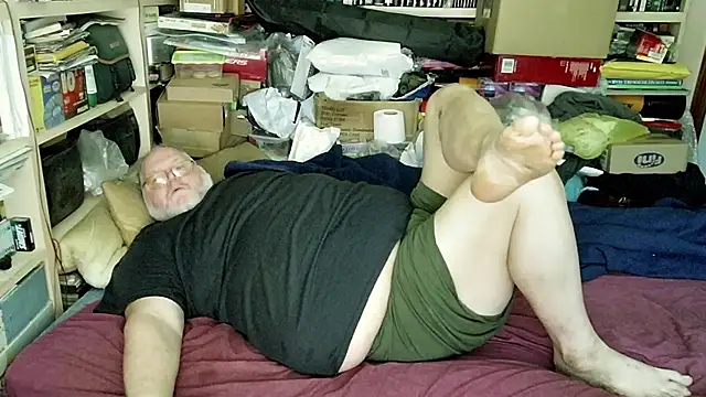 Snapshot of hadeszeuss2 chatting on 11, 3, 2025 hadeszeuss2 online show from 11, 3, 2025