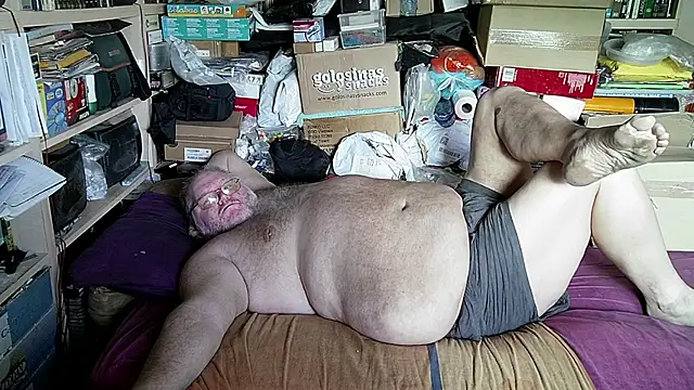 Snapshot of hadeszeuss2 chatting on 22, 10, 2025 hadeszeuss2 online show from 22, 10, 2025