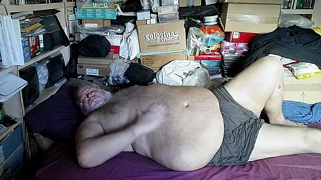 Snapshot of hadeszeuss2 chatting on 18, 11, 2025 hadeszeuss2 online show from 18, 11, 2025