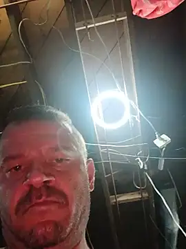 Snapshot of Davo84123 chatting on 18, 7, 2026 Davo84123 online show from 18, 7, 2026