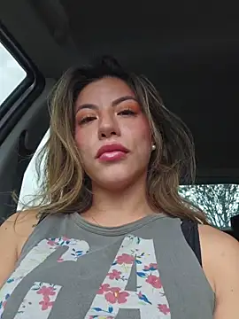 Karen San Miguel online show from 17, 5, 2026
