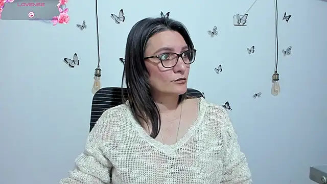 Snapshot of Amie_Adams82_ chatting on 2, 12, 2025 Amie Adams82 online show from 2, 12, 2025