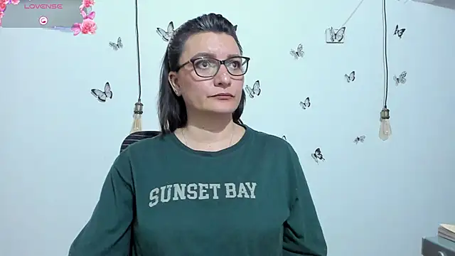 Snapshot of Amie_Adams82_ chatting on 5, 12, 2025 Amie Adams82 online show from 5, 12, 2025