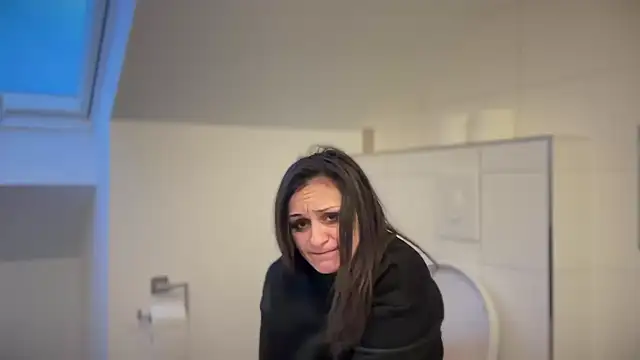 JeSuisUnTapin online show from 6, 12, 2024