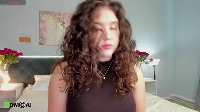 Ariella Sol online show from 12, 4, 2026