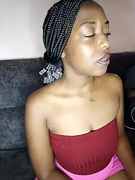 pretty-eyes23 online show from 13, 12, 2024