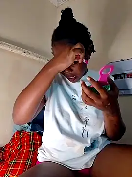 pretty-eyes23 online show from 29, 9, 2025