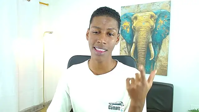 Snapshot of maiki18_ chatting on 7, 11, 2025 maiki18 online show from 7, 11, 2025