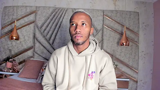 Snapshot of JamesParck chatting on 12, 2, 2025 JamesParck online show from 12, 2, 2025