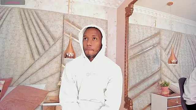 Snapshot of JamesParck chatting on 7, 3, 2025 JamesParck online show from 7, 3, 2025