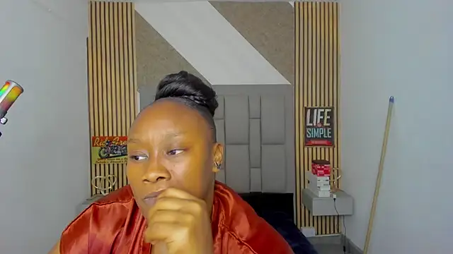 Snapshot of kathybruneth chatting on 1, 12, 2025 kathybruneth online show from 1, 12, 2025