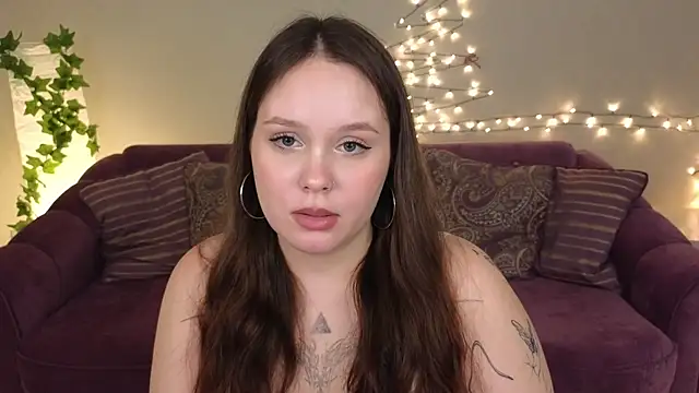 miki miki cutie  online show from 16, 12, 2024