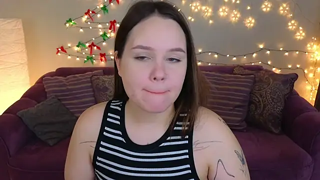 miki miki cutie  online show from 5, 1, 2025