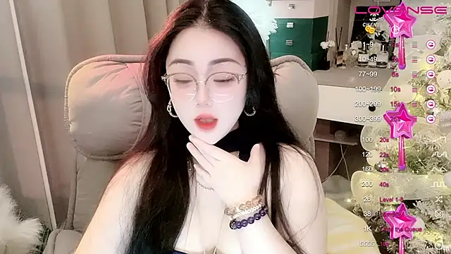 Snapshot of Monica-888 chatting on 19, 2, 2025 Monica-888 online show from 19, 2, 2025