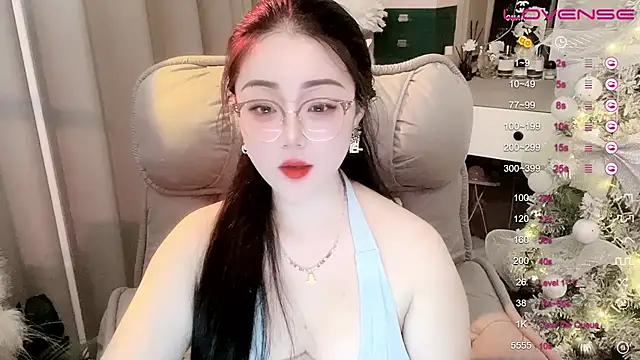 Snapshot of Monica-888 chatting on 8, 3, 2025 Monica-888 online show from 8, 3, 2025