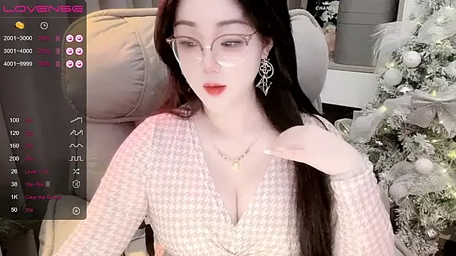 Snapshot of Monica-888 chatting on 10, 10, 2025 Monica-888 online show from 10, 10, 2025