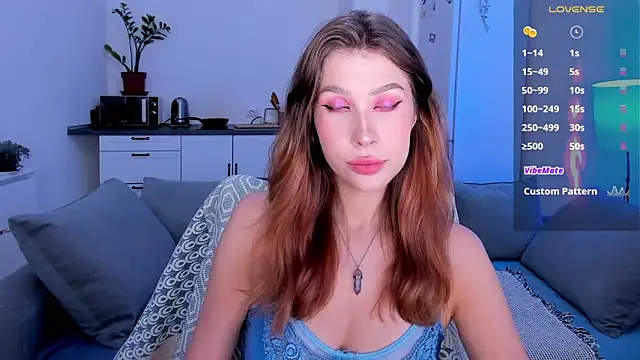 tenderdreams online show from 17, 9, 2025