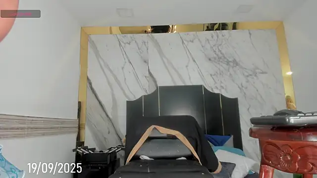 Snapshot of Victtoria_Parker chatting on 19, 9, 2025 Victtoria Parker online show from 19, 9, 2025