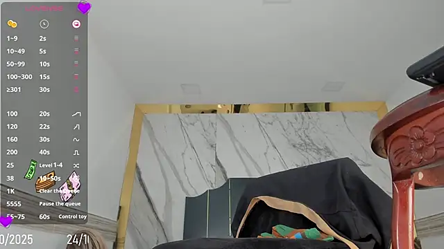 Snapshot of Victtoria_Parker chatting on 24, 10, 2025 Victtoria Parker online show from 24, 10, 2025