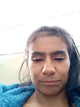 Leslly  online show from 5, 1, 2025