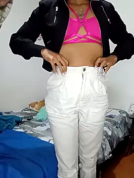 Leslly  online show from 5, 1, 2025