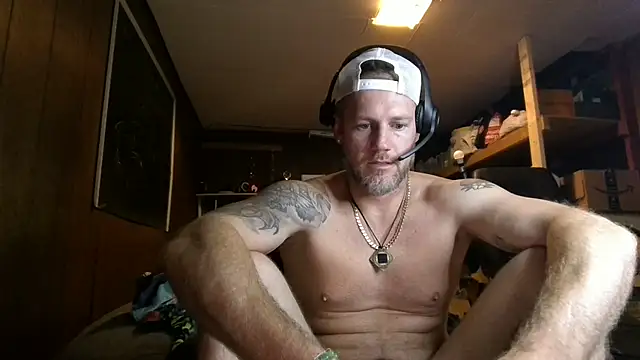 Freakslut007 online show from 4, 8, 2026