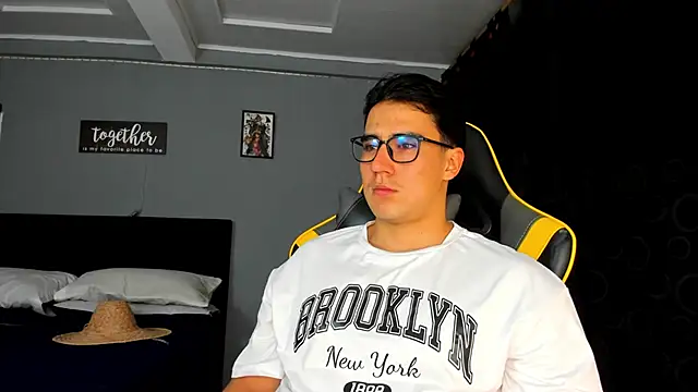 owengray2n online show from 8, 10, 2025