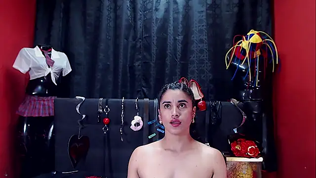 Hannamariana online show from 26, 2, 2025