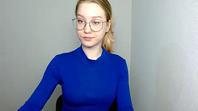 Snapshot of cindi_hot chatting on 15, 3, 2025 cindi hot online show from 15, 3, 2025